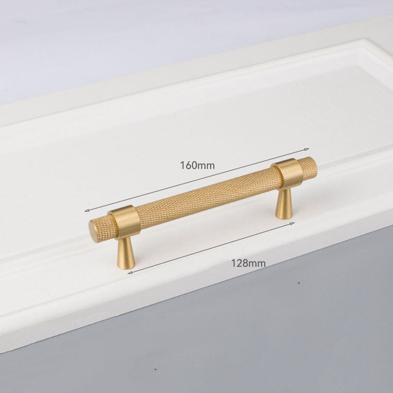 VAINA Knurled Brass Cabinet Handle