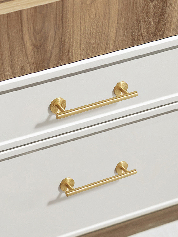 2031 Tbayce Brass Cabinet Handle with Round Base