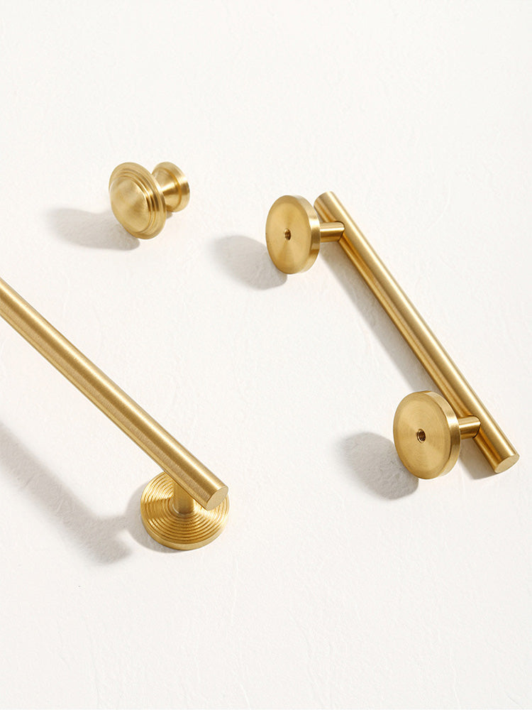 2031 Tbayce Brass Cabinet Handle with Round Base