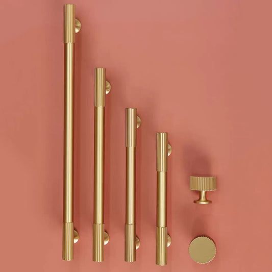 Poignée d'armoire en laiton doré TS9012 avec ligne verticale